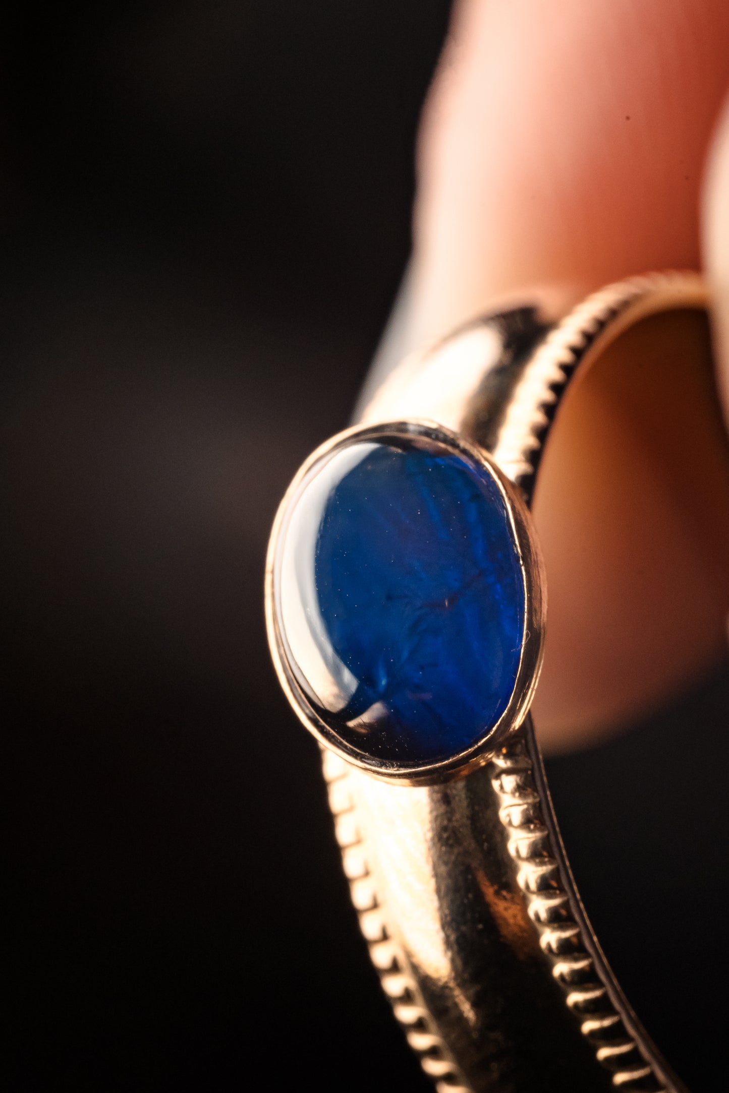 Atlas ring