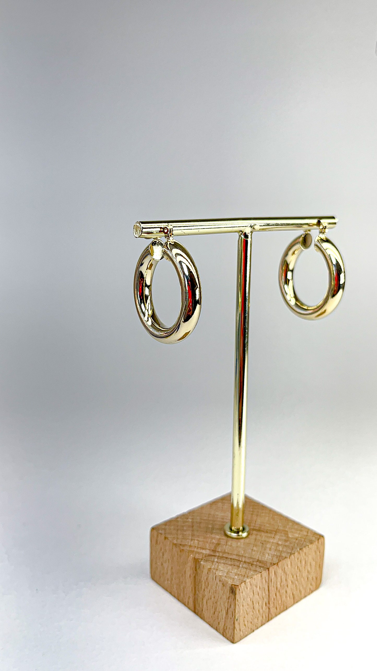 Selena hoops