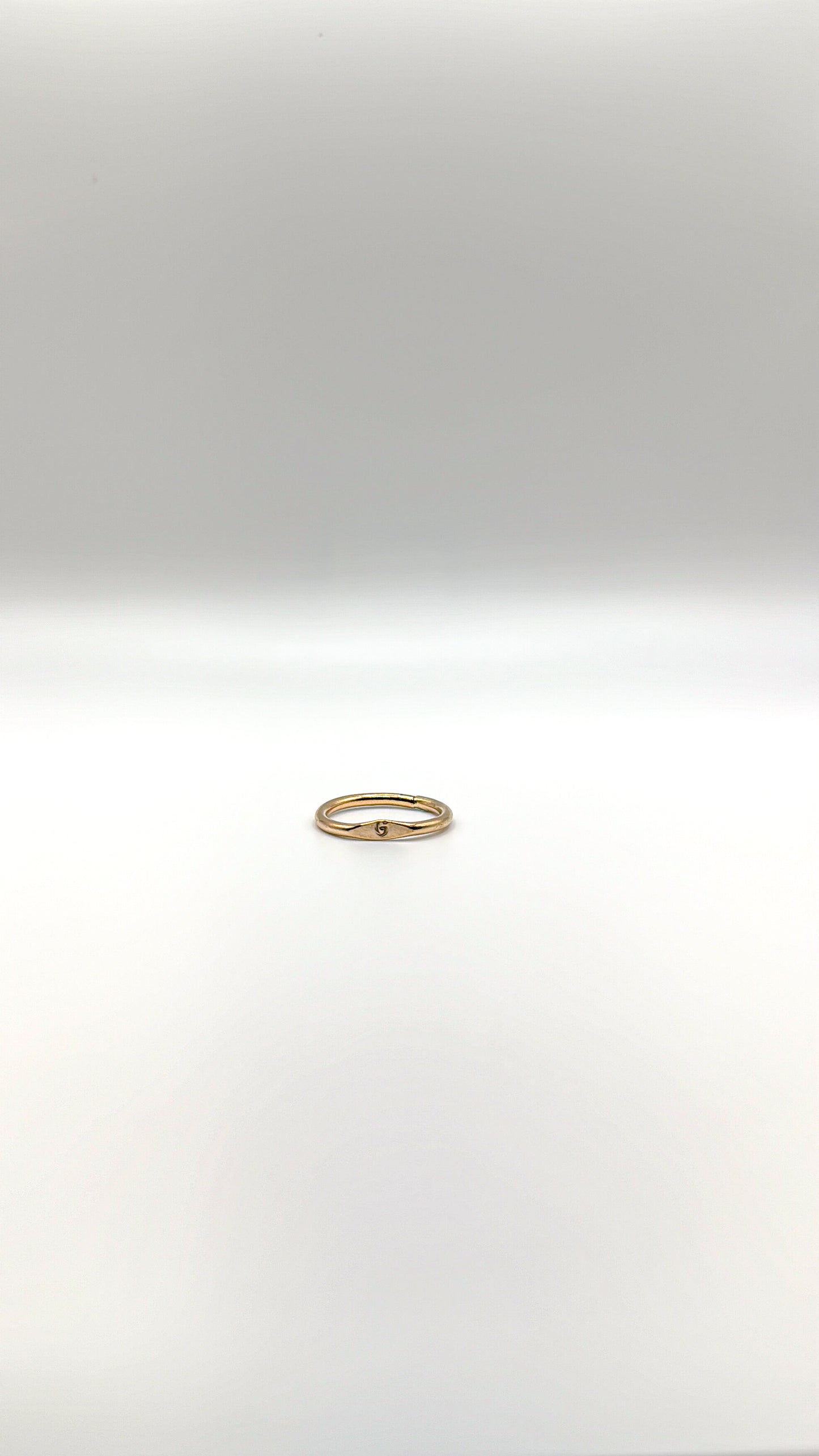 Signet ring