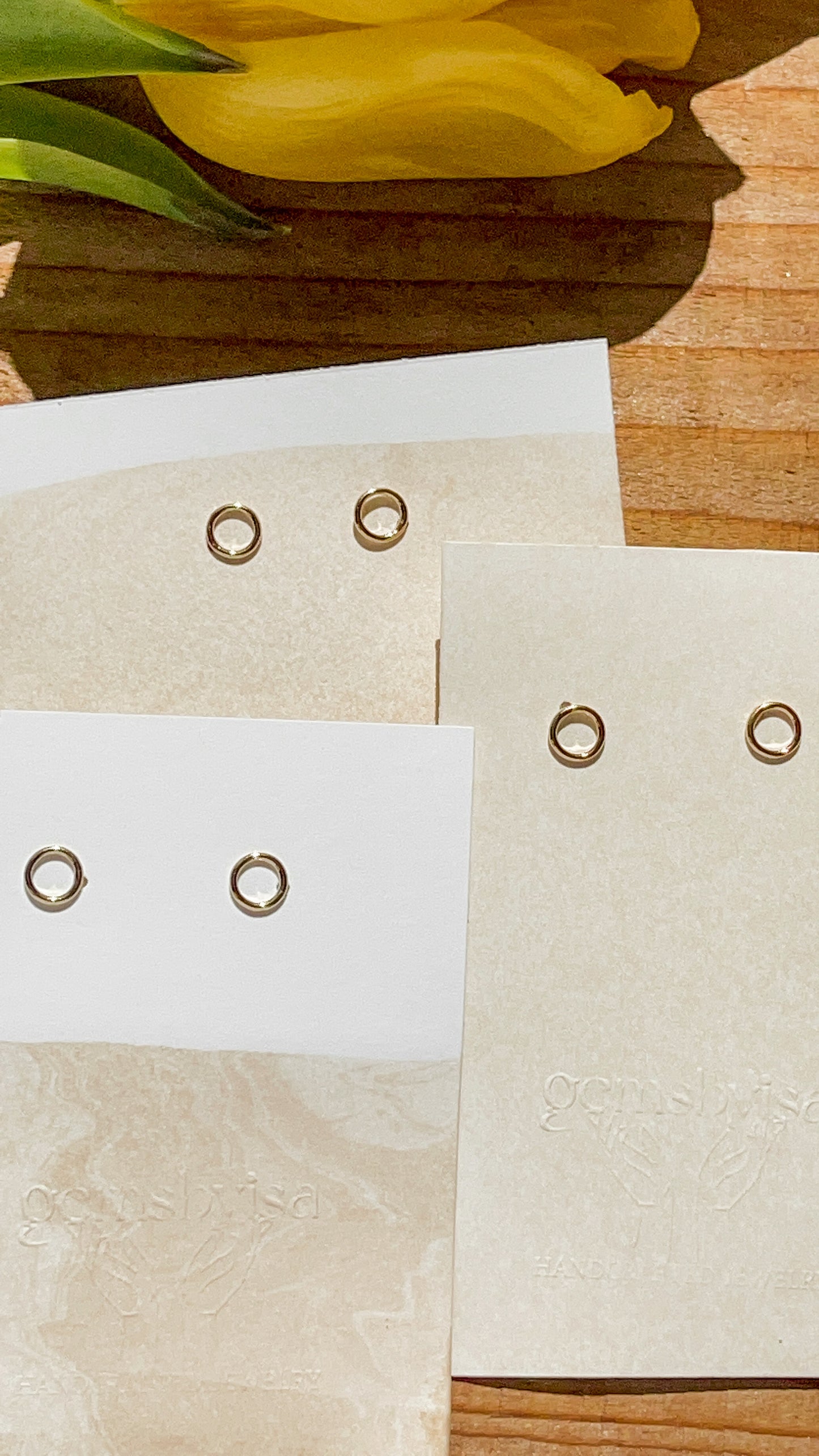 circle earrings