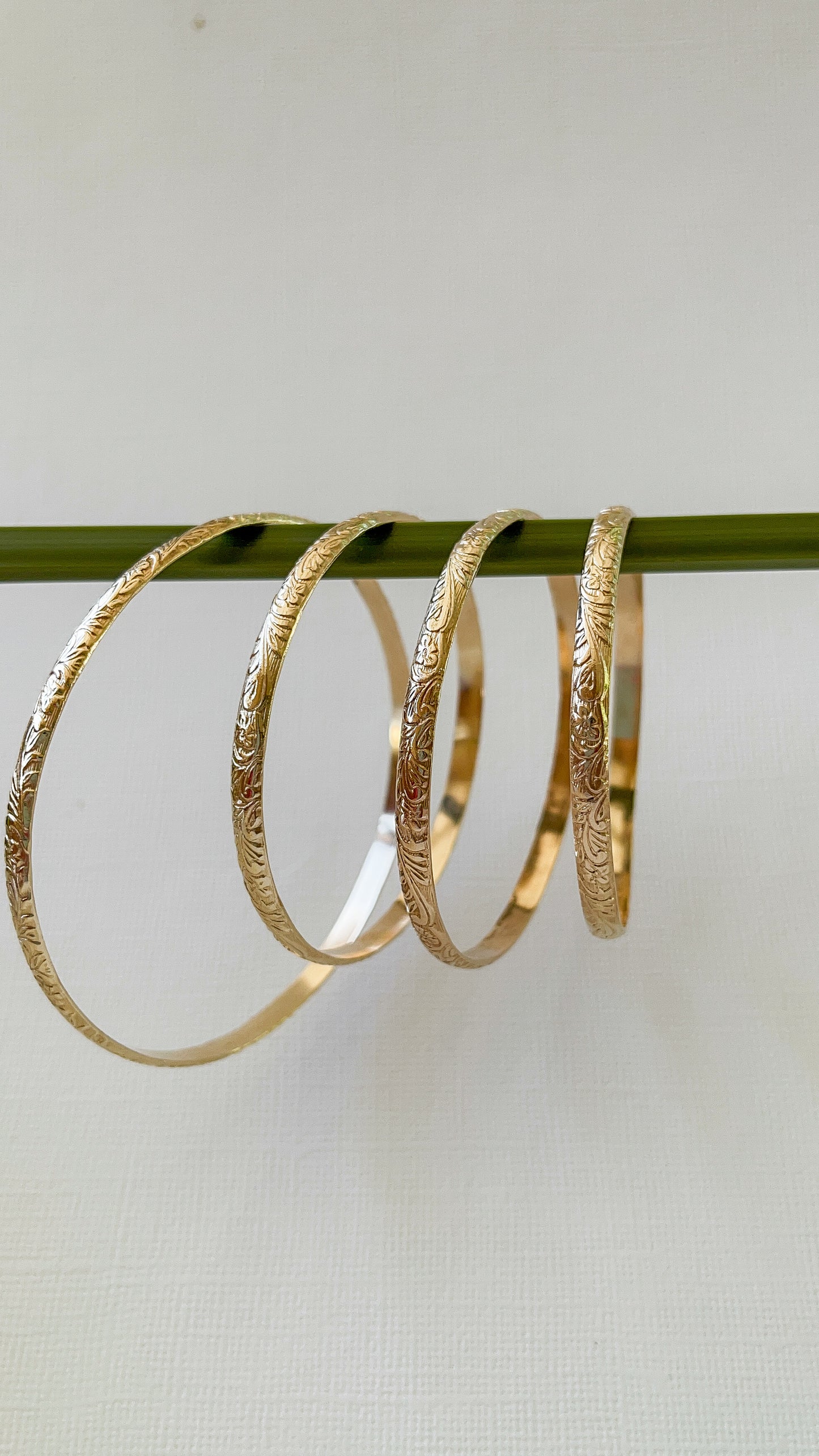 Floral bangle
