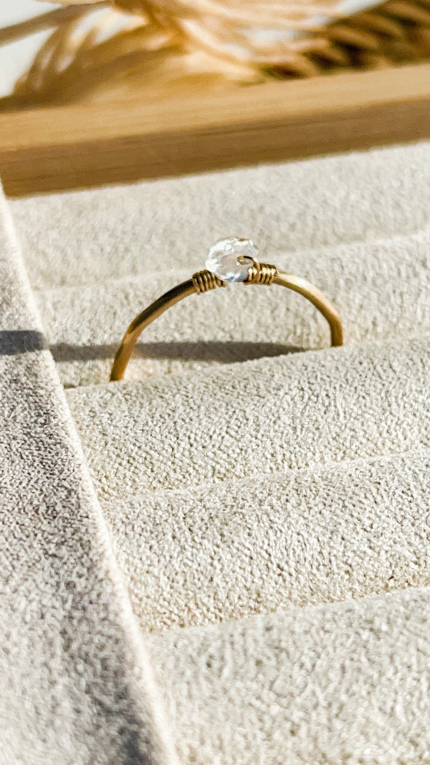 Gemma ring