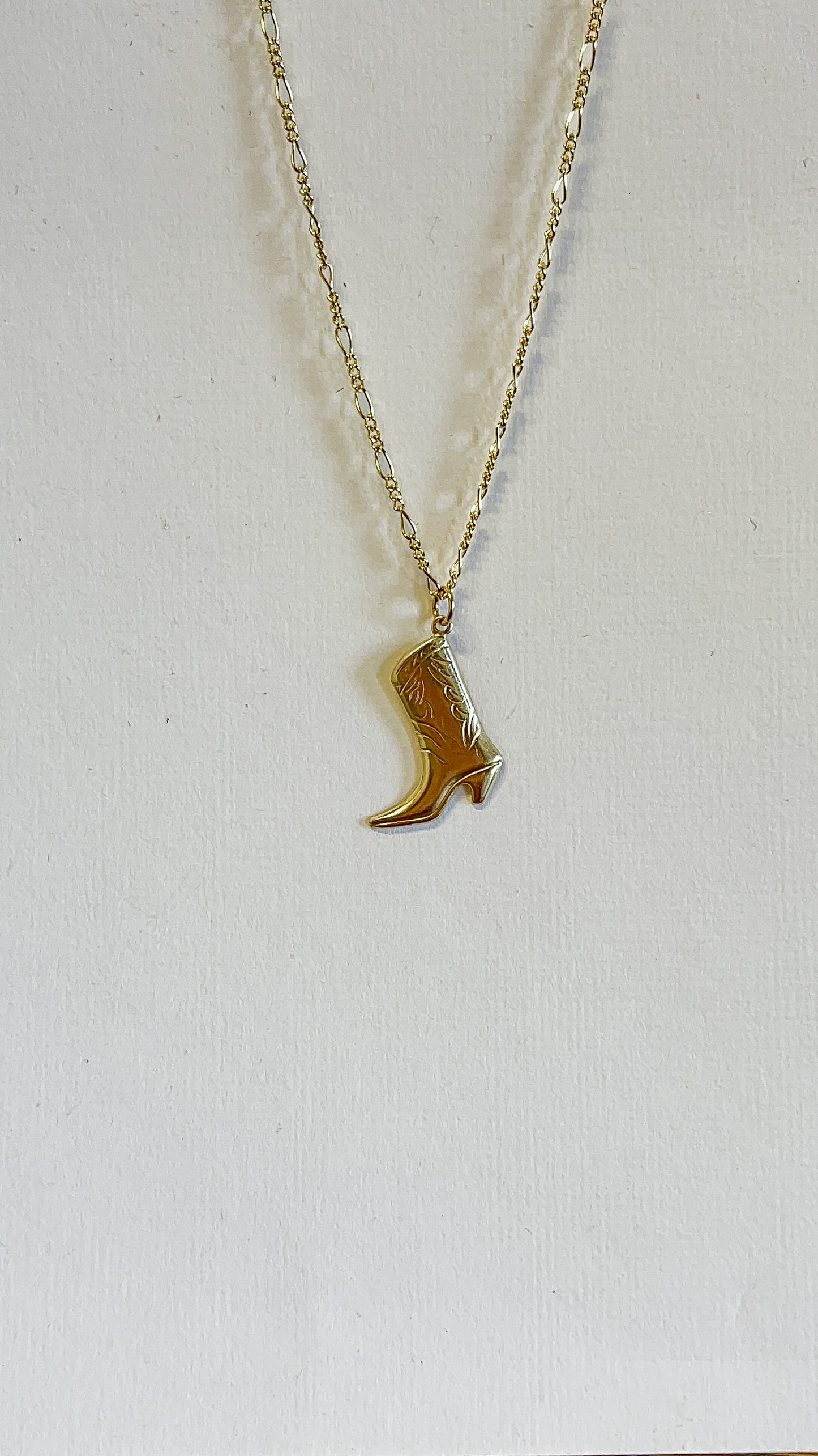 Dolly necklace