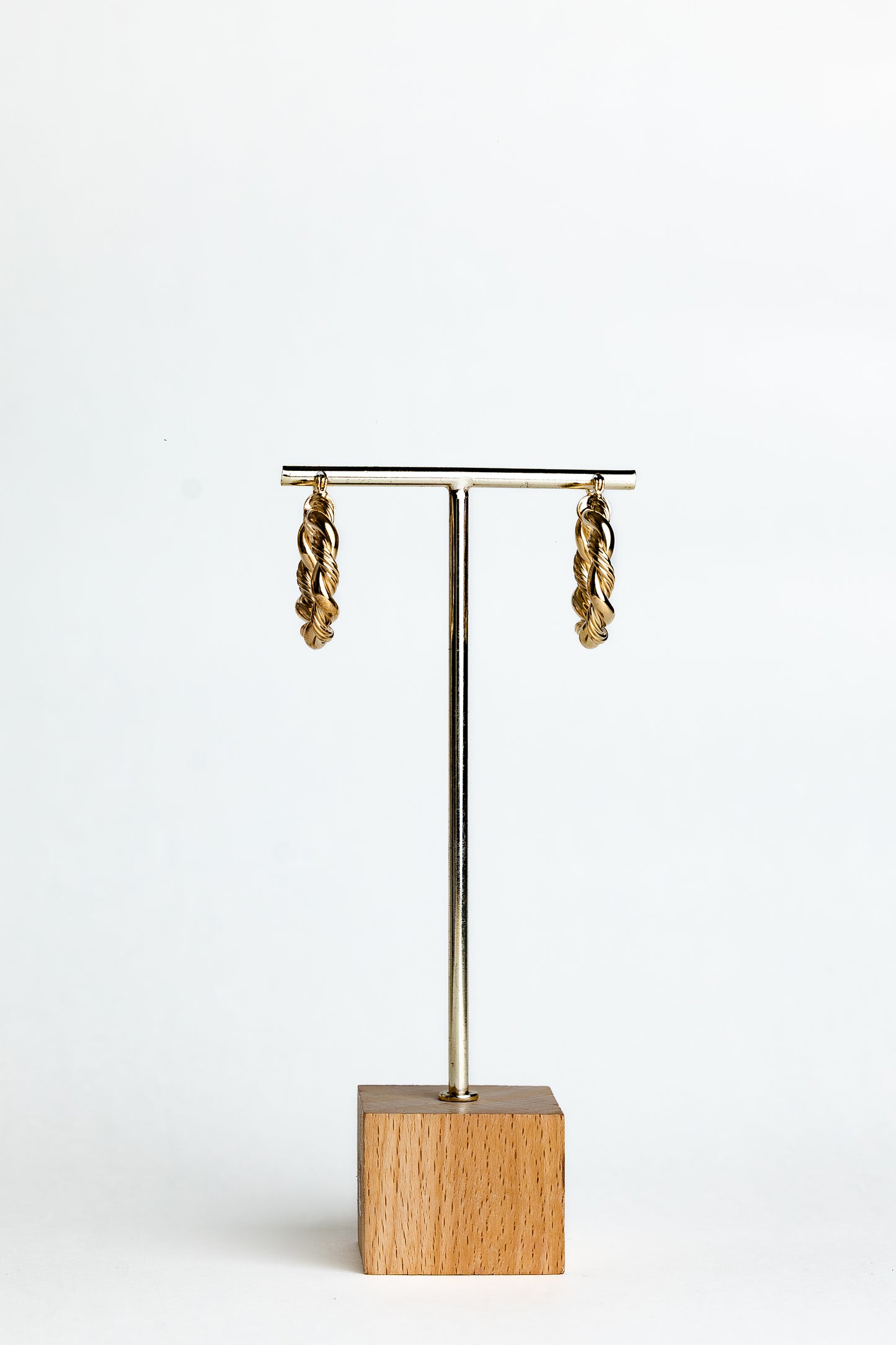 Genevieve hoops