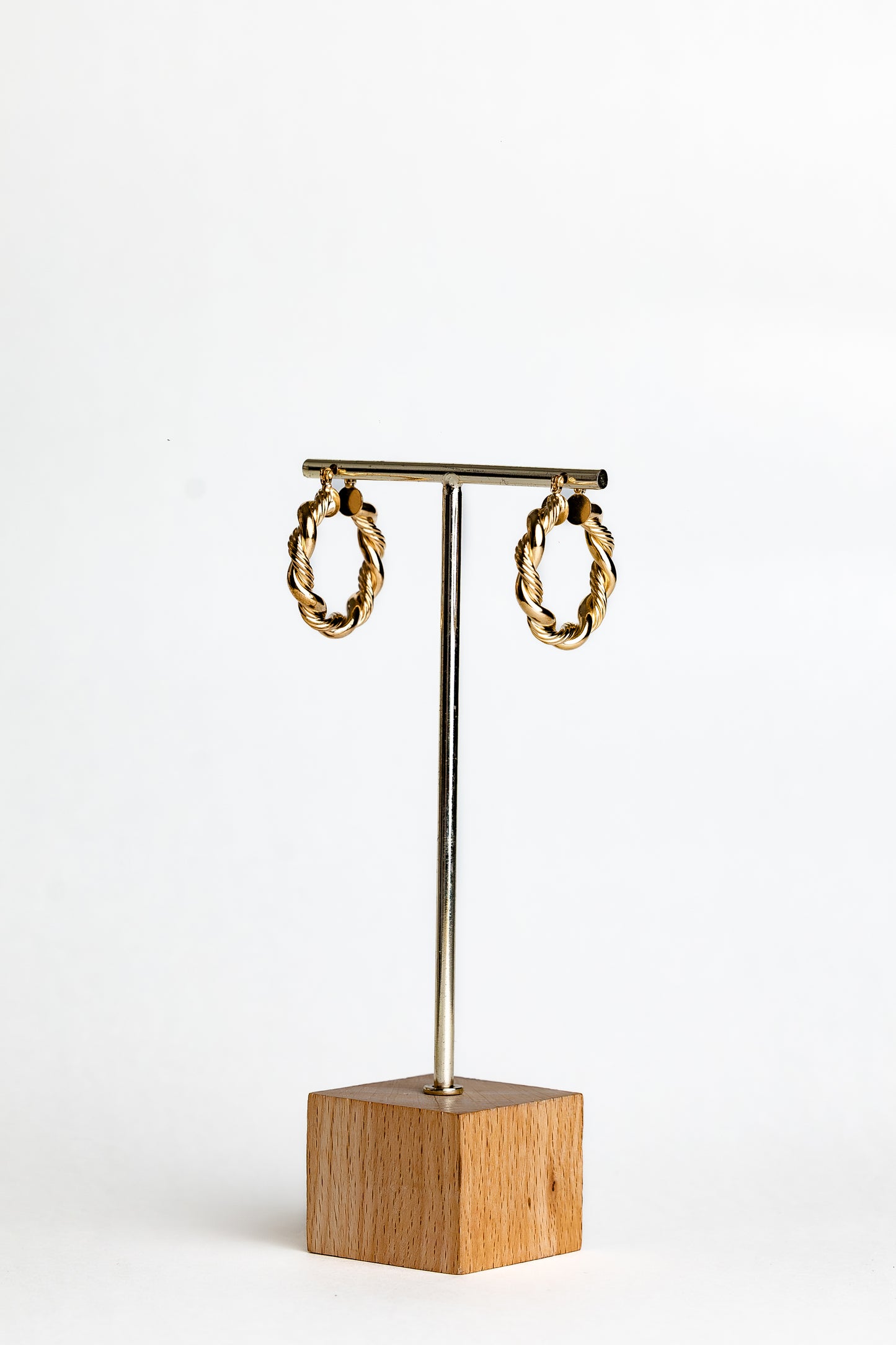 Genevieve hoops