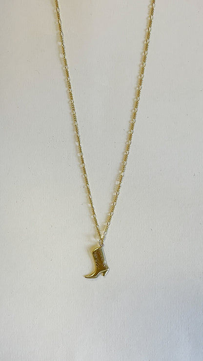 Dolly necklace